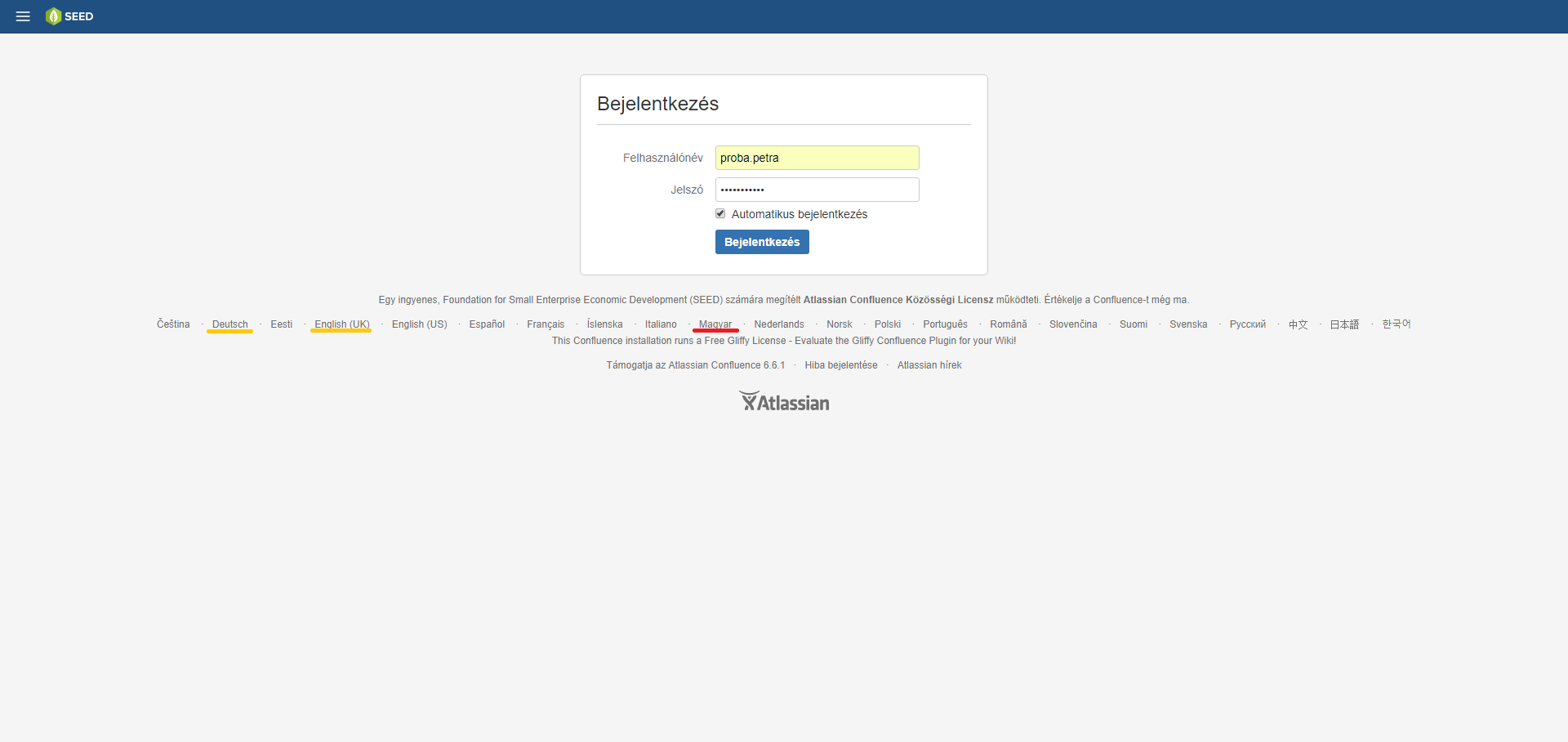 Belépési képernyő a nyelvválasztóval